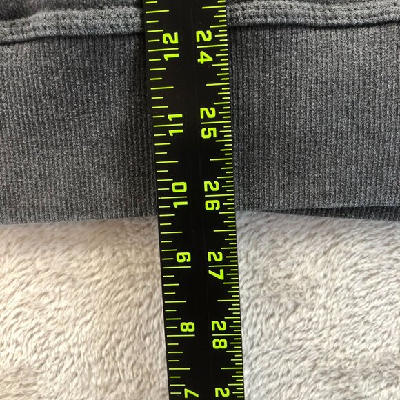 Champion Mens Sweatshirt Medium Gray Crewneck Pullover Classic Casual Travel - Picture 5 of 11